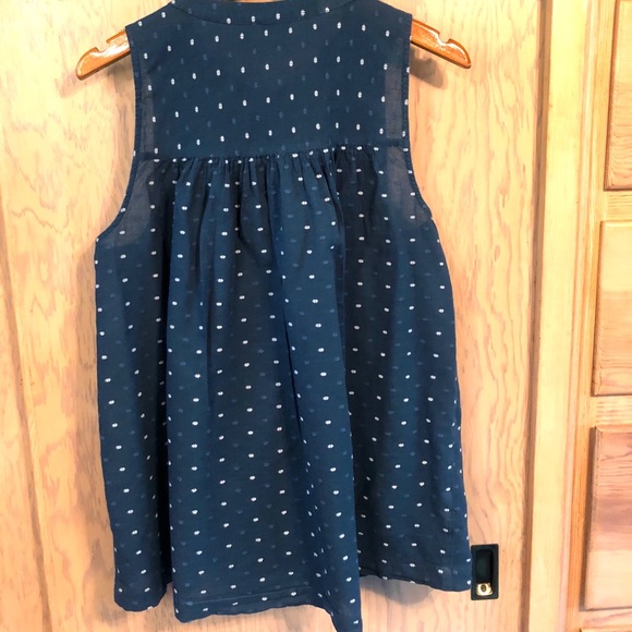 Loft Button Up Sleeveless Top - Picture 2 of 5